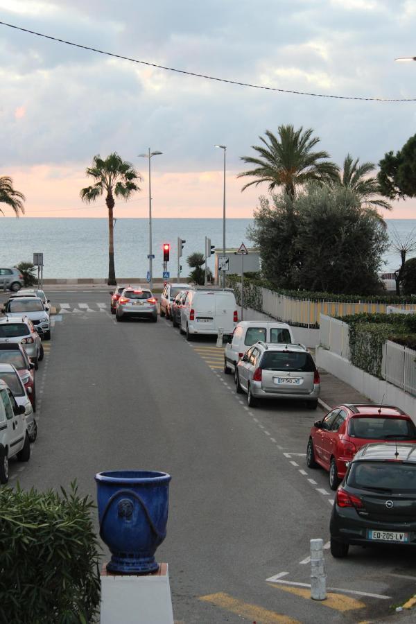 Hotel La Villa Des Oliviers Cagnes-sur-Mer Buitenkant foto