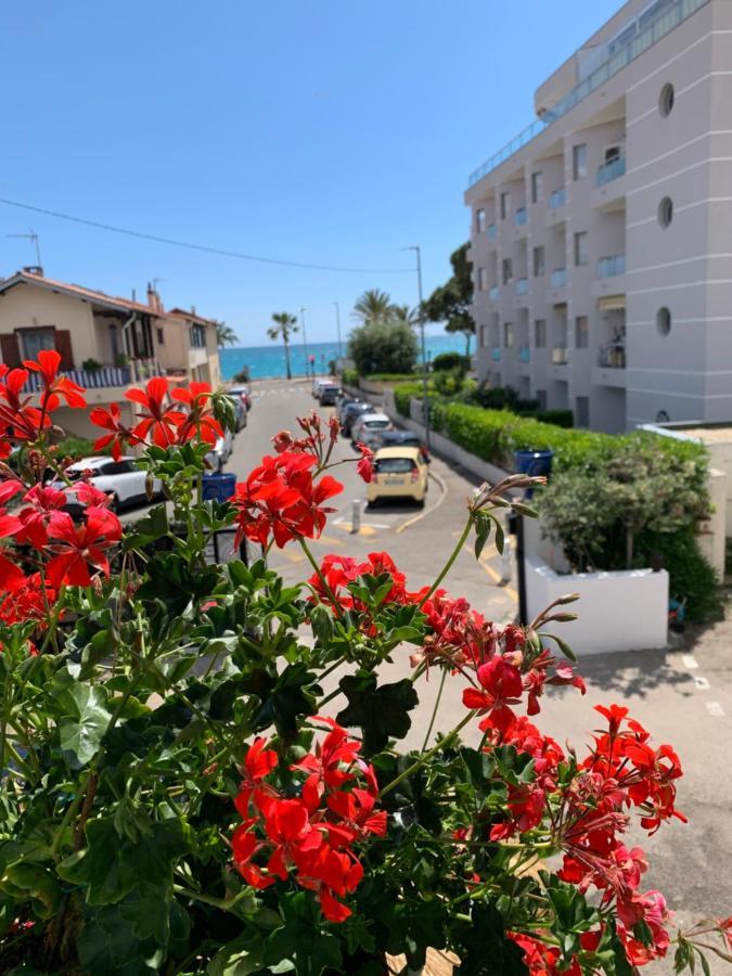 Hotel La Villa Des Oliviers Cagnes-sur-Mer Buitenkant foto